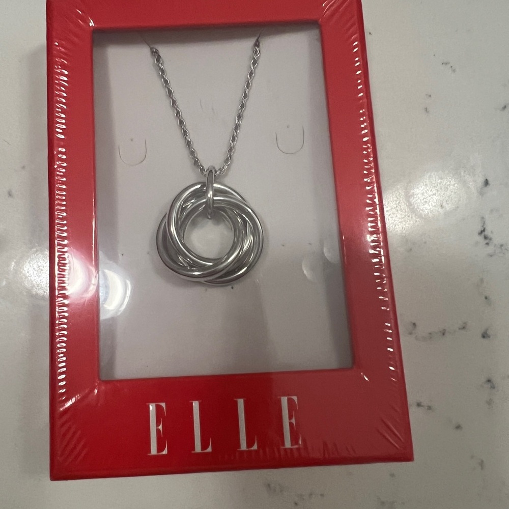 ELLE Necklace